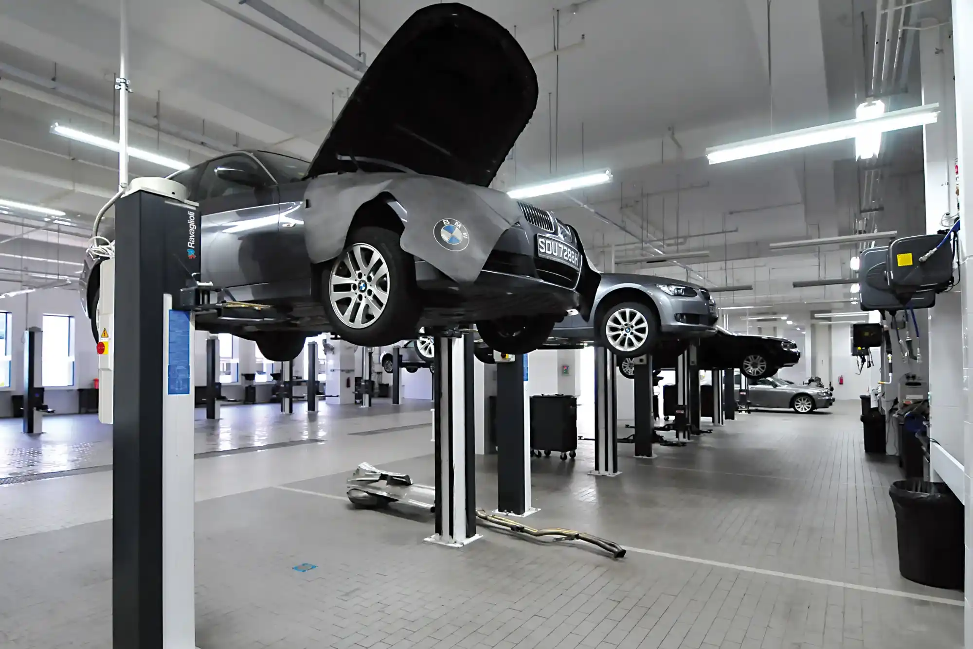 how much height o you need for a car lift (4)